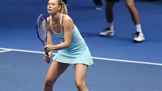 库里巅峰对决，莎拉波娃与40激战塞尔维亚队分钟，比分优势明显胜负难料！